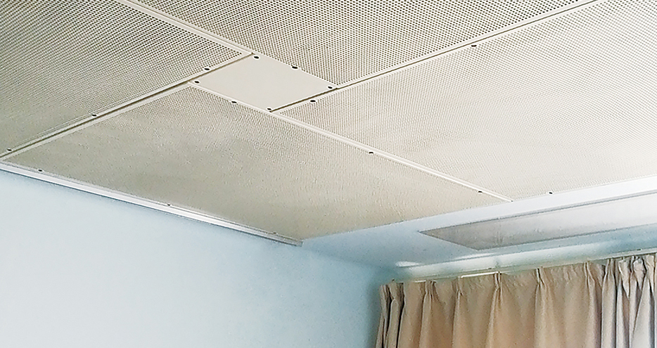 病房空气过滤器安装完成